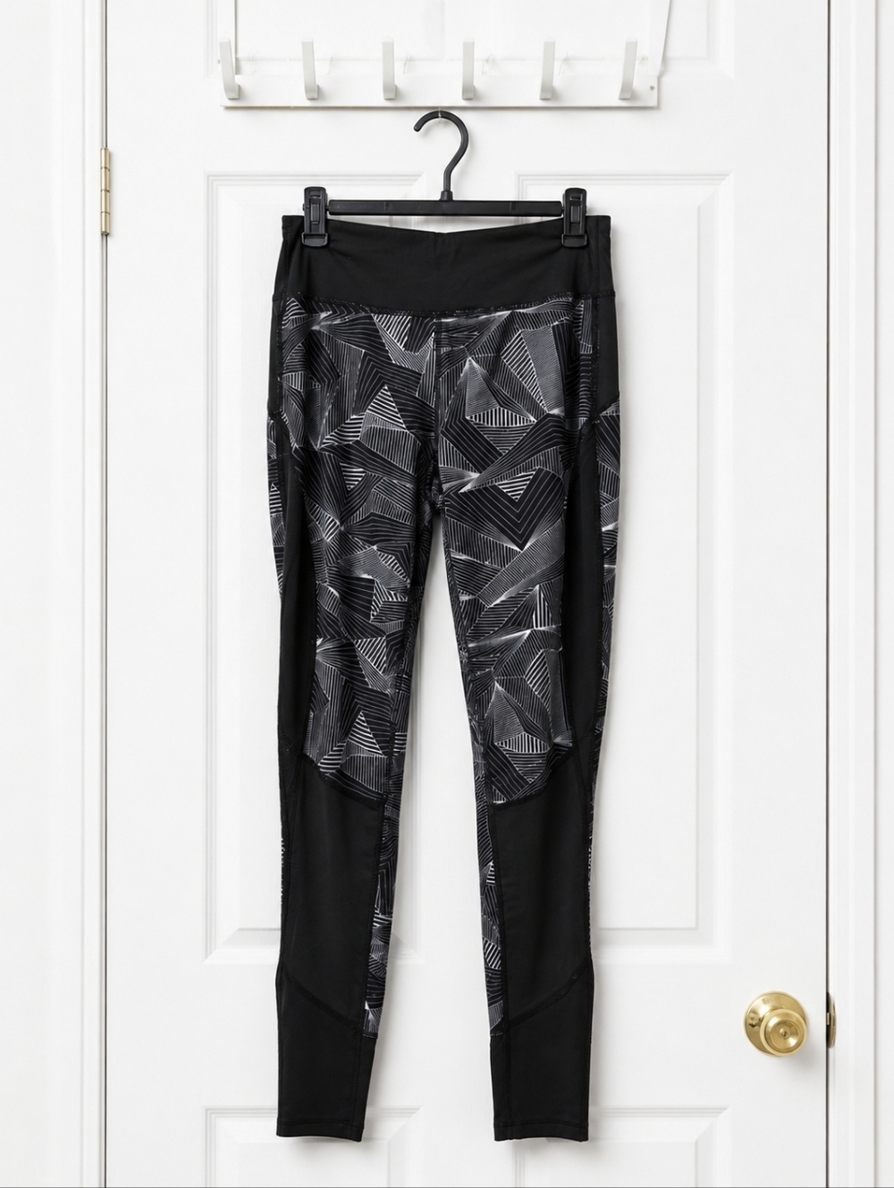 Danskin Now Black Geometric Print Athletic Leggings Medium